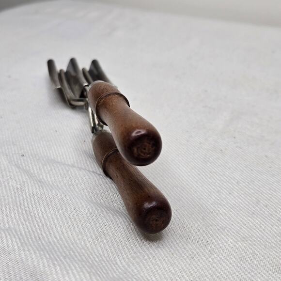 Antique Vintage Wooden Handled Hair Crimper Tool - Picture 4 of 8